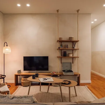 Apartment Aurunca - 3 Bedrooms In Avenidas Novas *