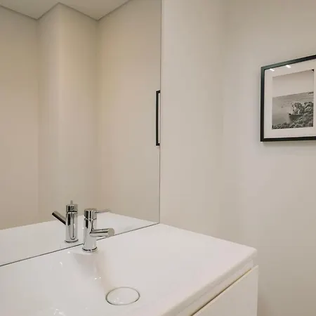 Apartamento Aurunca - 3 Bedrooms In Avenidas Novas *